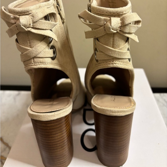 Aldo open toe sling back booties; nice, classy, and comfortable; inside zipper - Picture 14 of 16